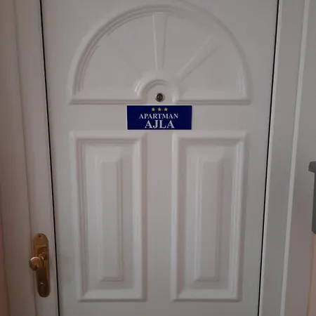 Ajla Appartement *