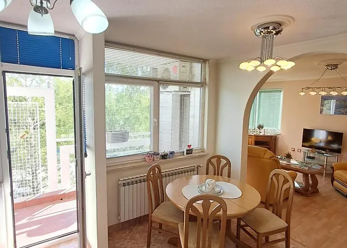 Apartman Ajla *